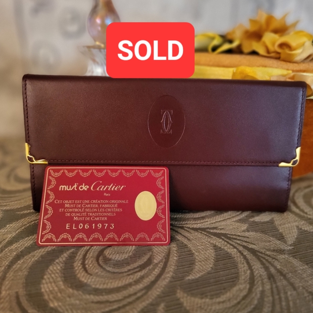❤SOLD❤Authentic Must De Cartier Leather Bifold Long Wallet, Like New